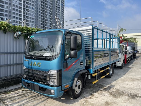 Xe tải JAC N200s E5 1T95 thùng bạt